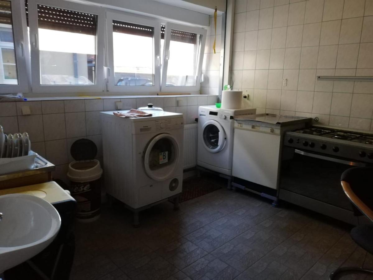 Pension Dingolshausen ภายนอก รูปภาพ