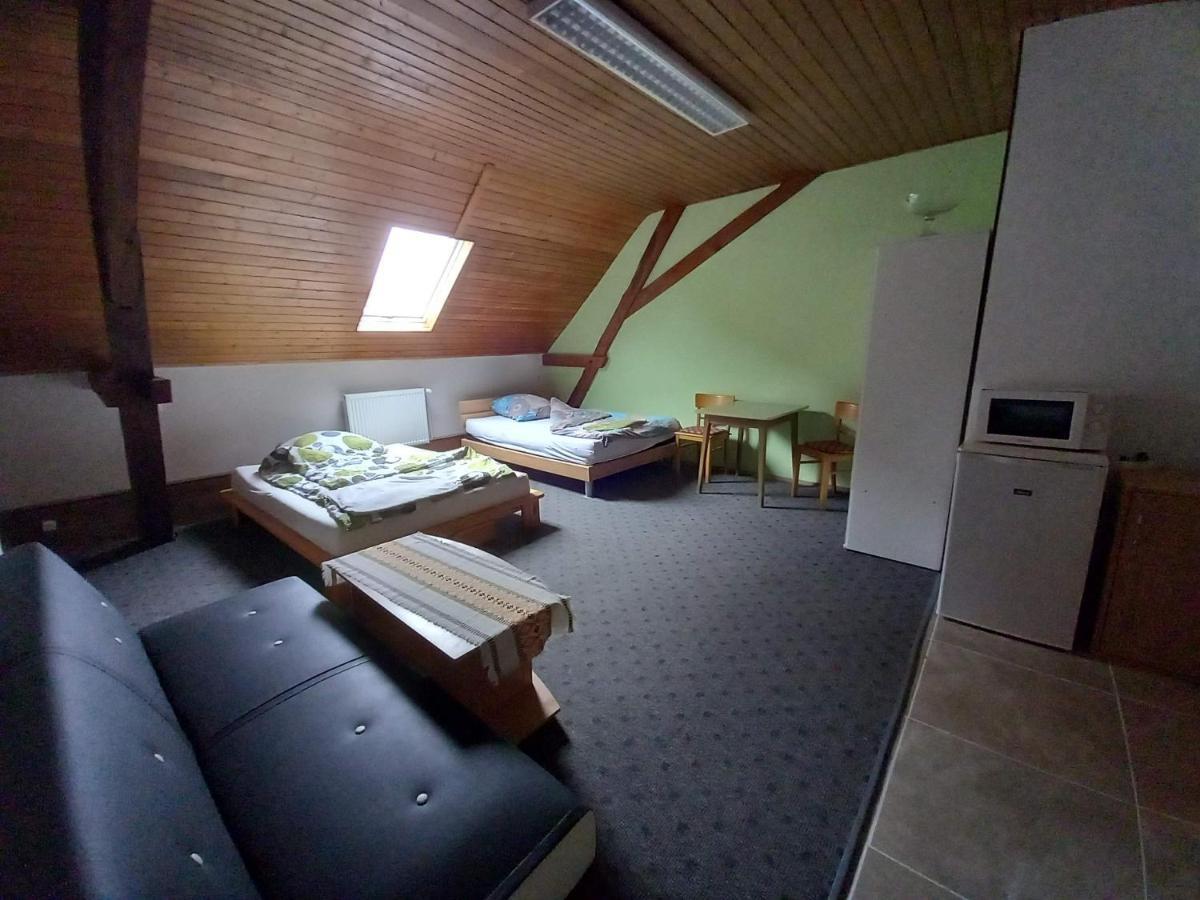 Pension Dingolshausen ภายนอก รูปภาพ