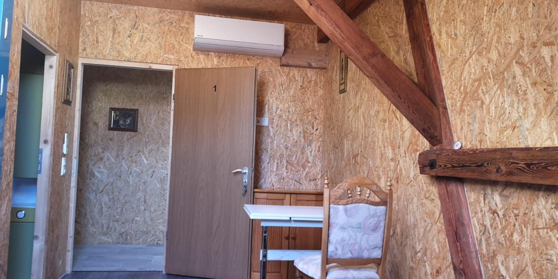 Pension Dingolshausen ภายนอก รูปภาพ