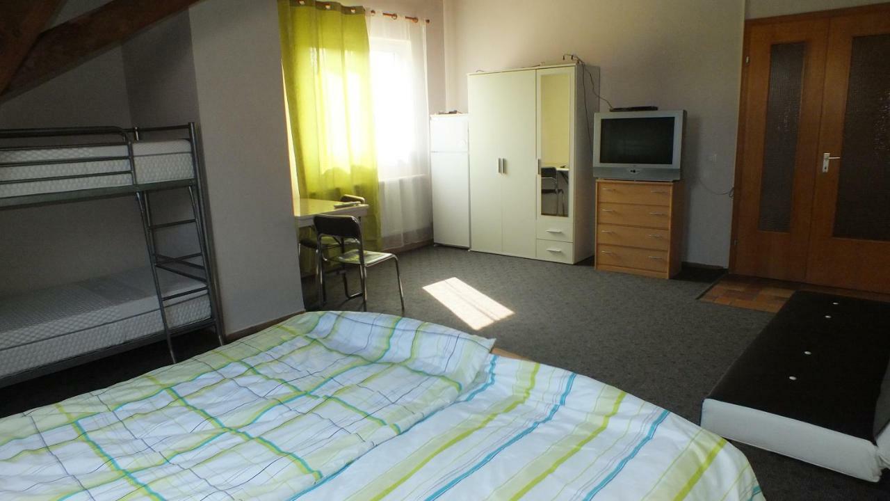 Pension Dingolshausen ภายนอก รูปภาพ
