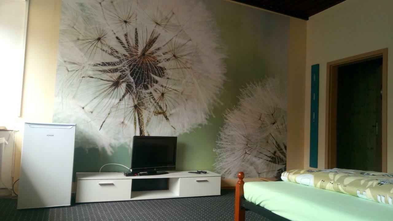 Pension Dingolshausen ภายนอก รูปภาพ