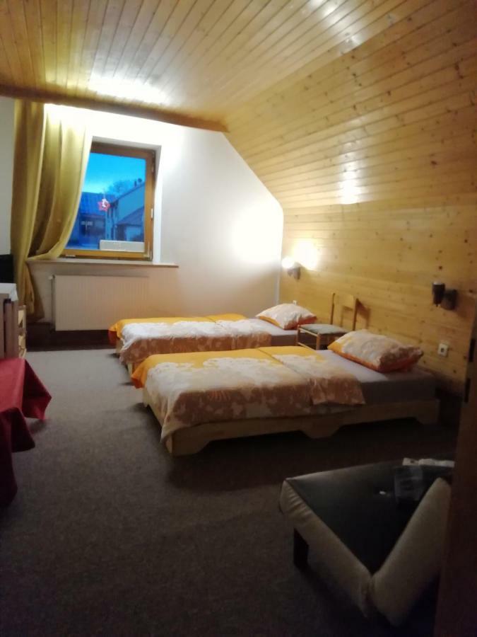 Pension Dingolshausen ภายนอก รูปภาพ