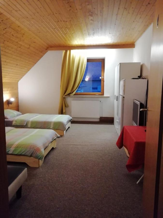 Pension Dingolshausen ภายนอก รูปภาพ